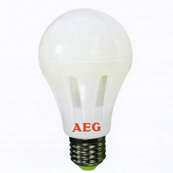 لامپ 10 وات AEG