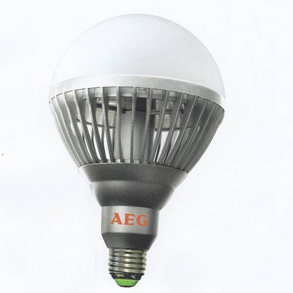لامپ 20 وات AEG